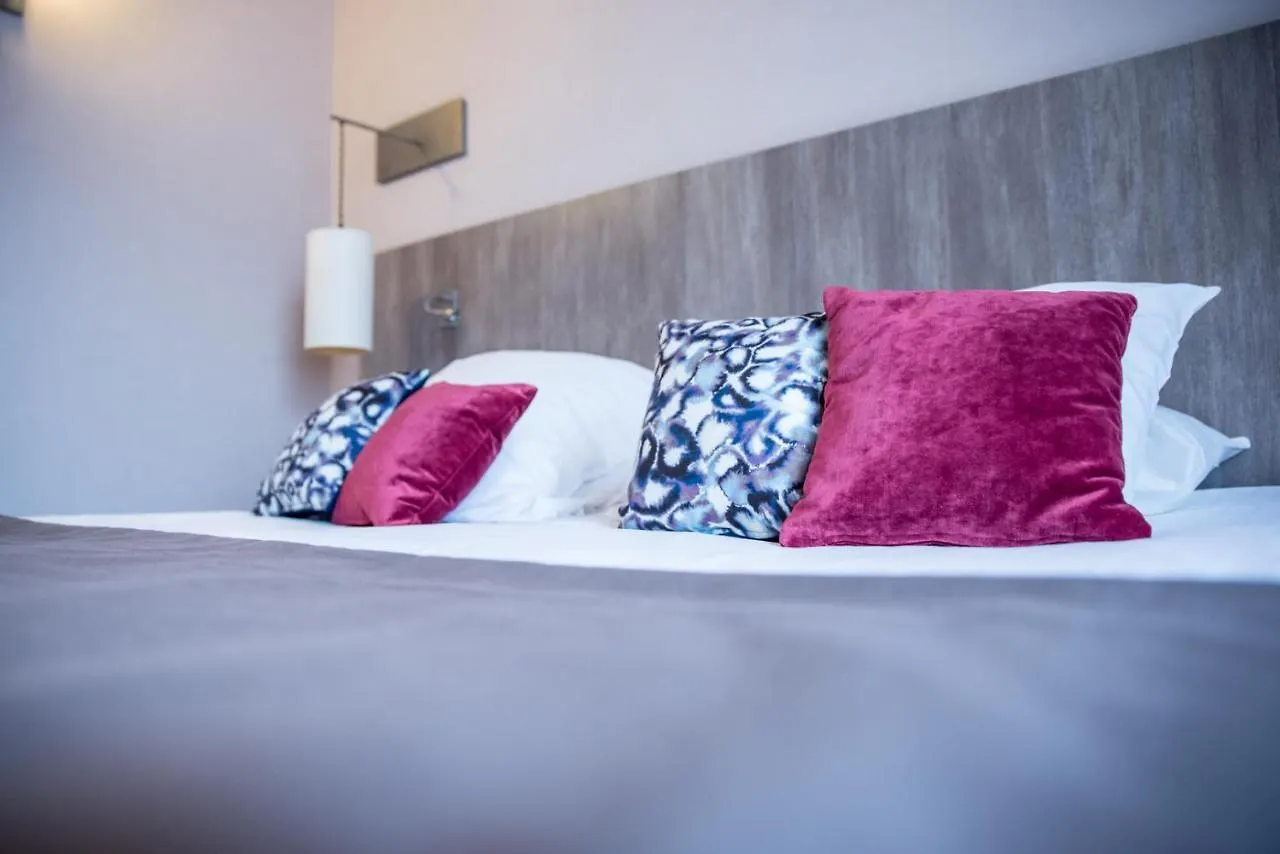 Mercure Dinan Port Le Jerzual 4*,